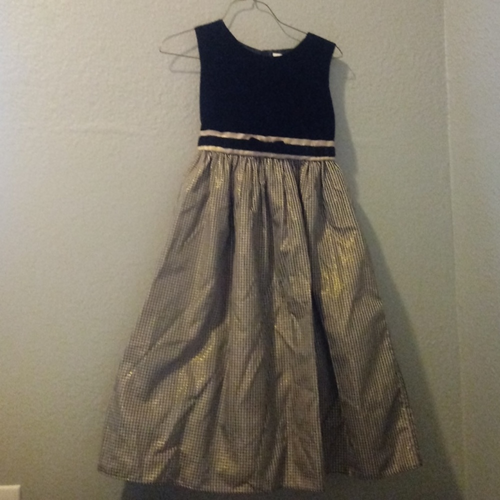 Girl's jumper/dress